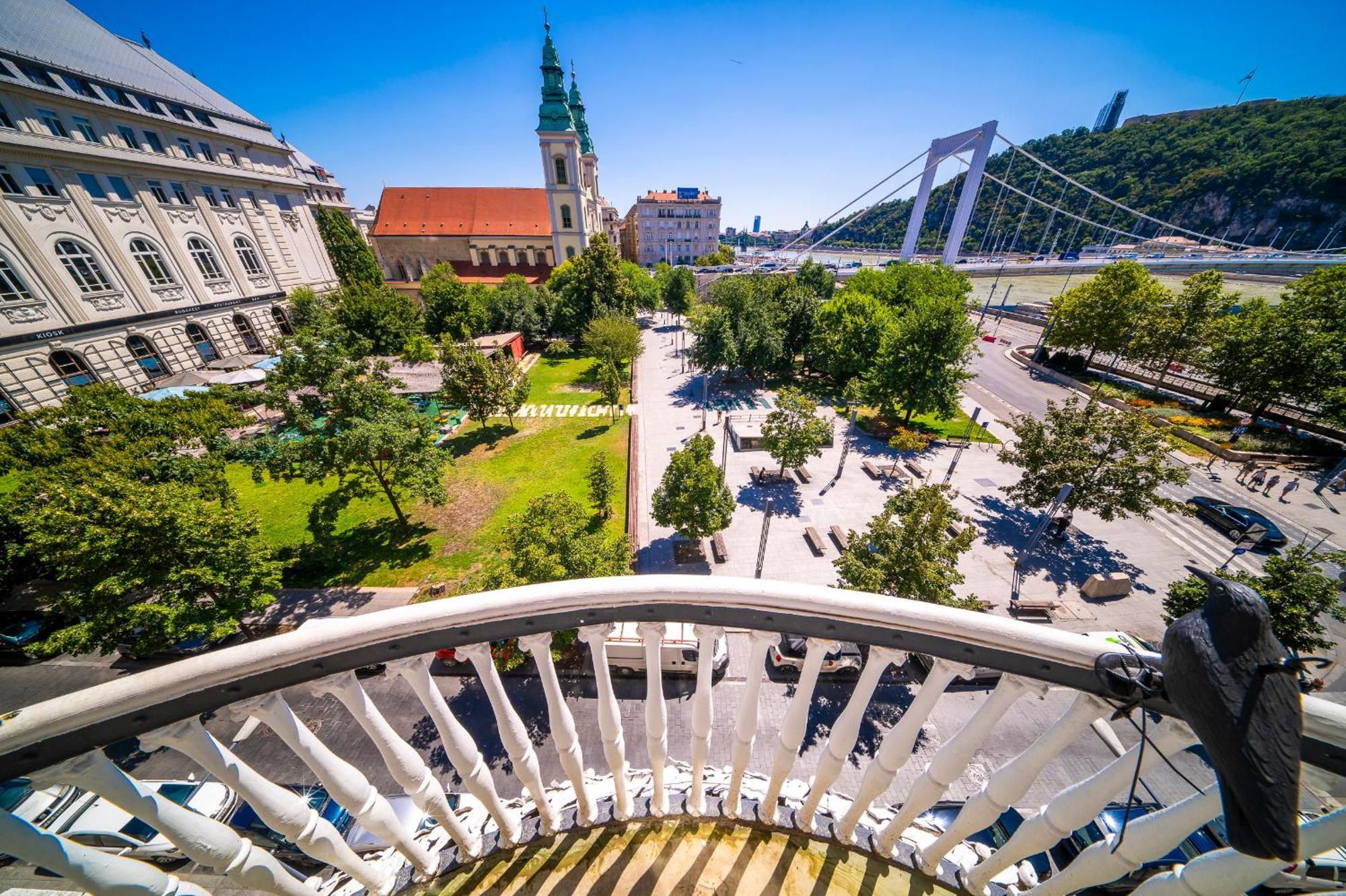 Budapest Riverfront Suite Exteriör bild